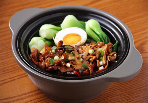 煲煲用心煲仔饭